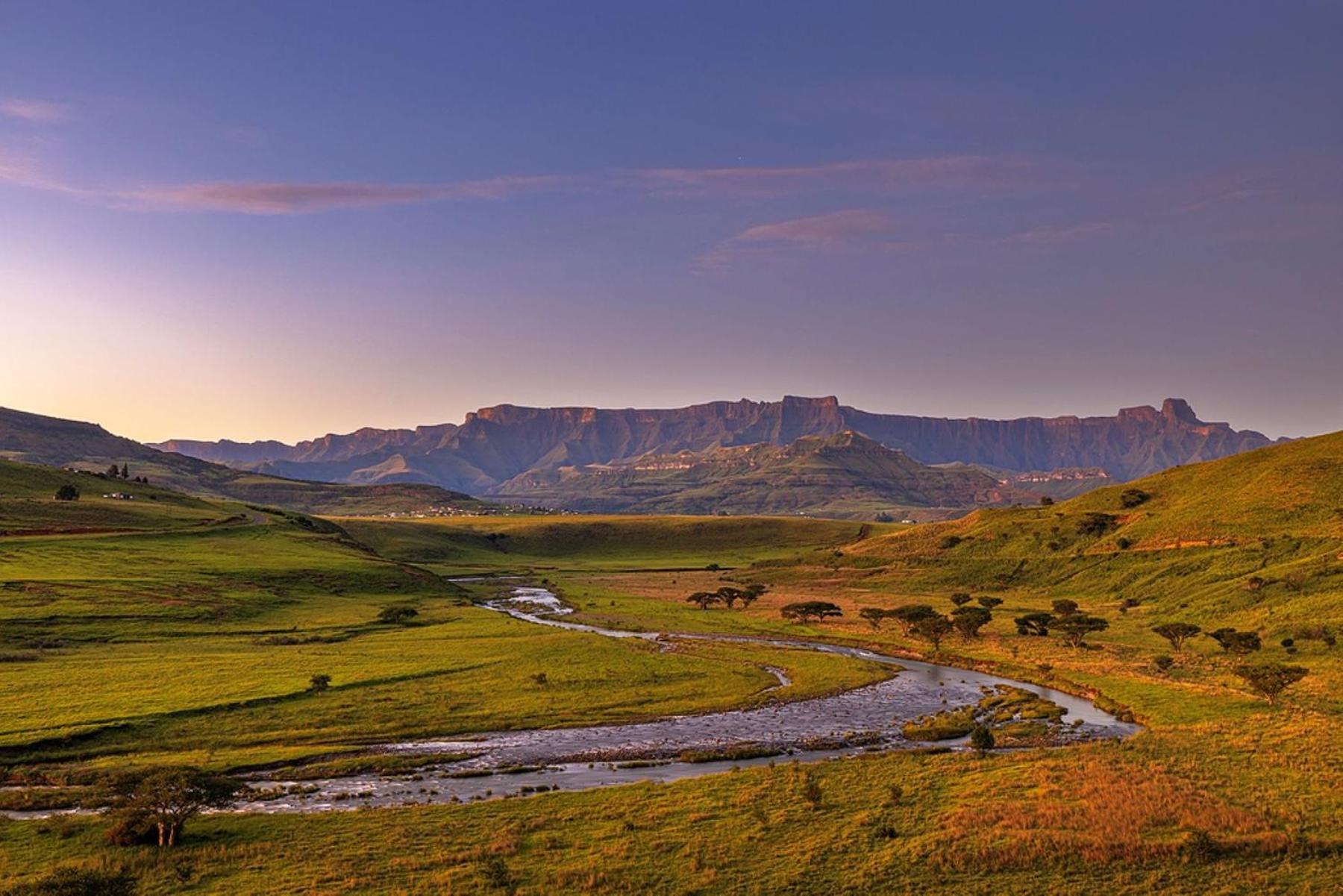 Hlalanathi Drakensberg Resort Бергвил Екстериор снимка