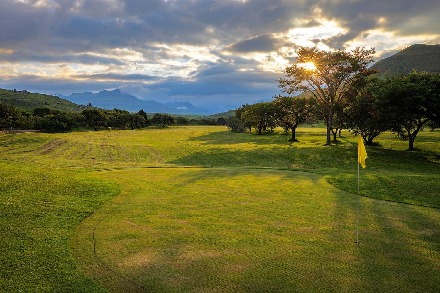Hlalanathi Drakensberg Resort Бергвил Екстериор снимка