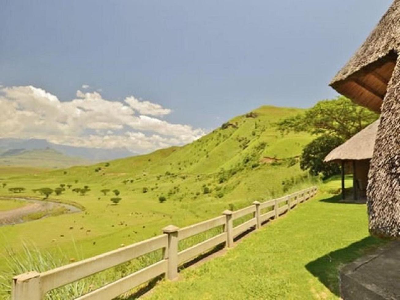 Hlalanathi Drakensberg Resort Бергвил Екстериор снимка