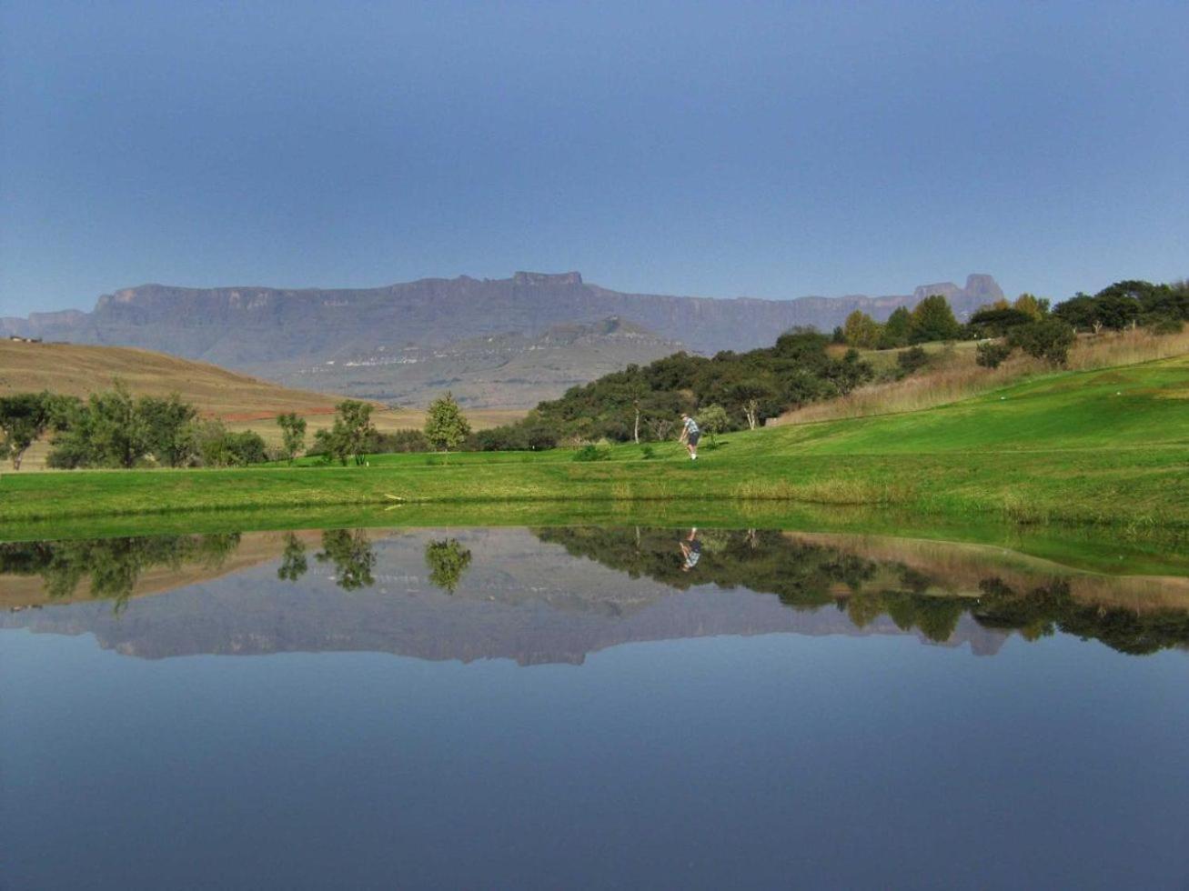 Hlalanathi Drakensberg Resort Бергвил Екстериор снимка
