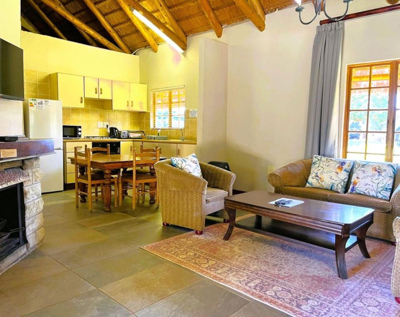 Hlalanathi Drakensberg Resort Бергвил Екстериор снимка