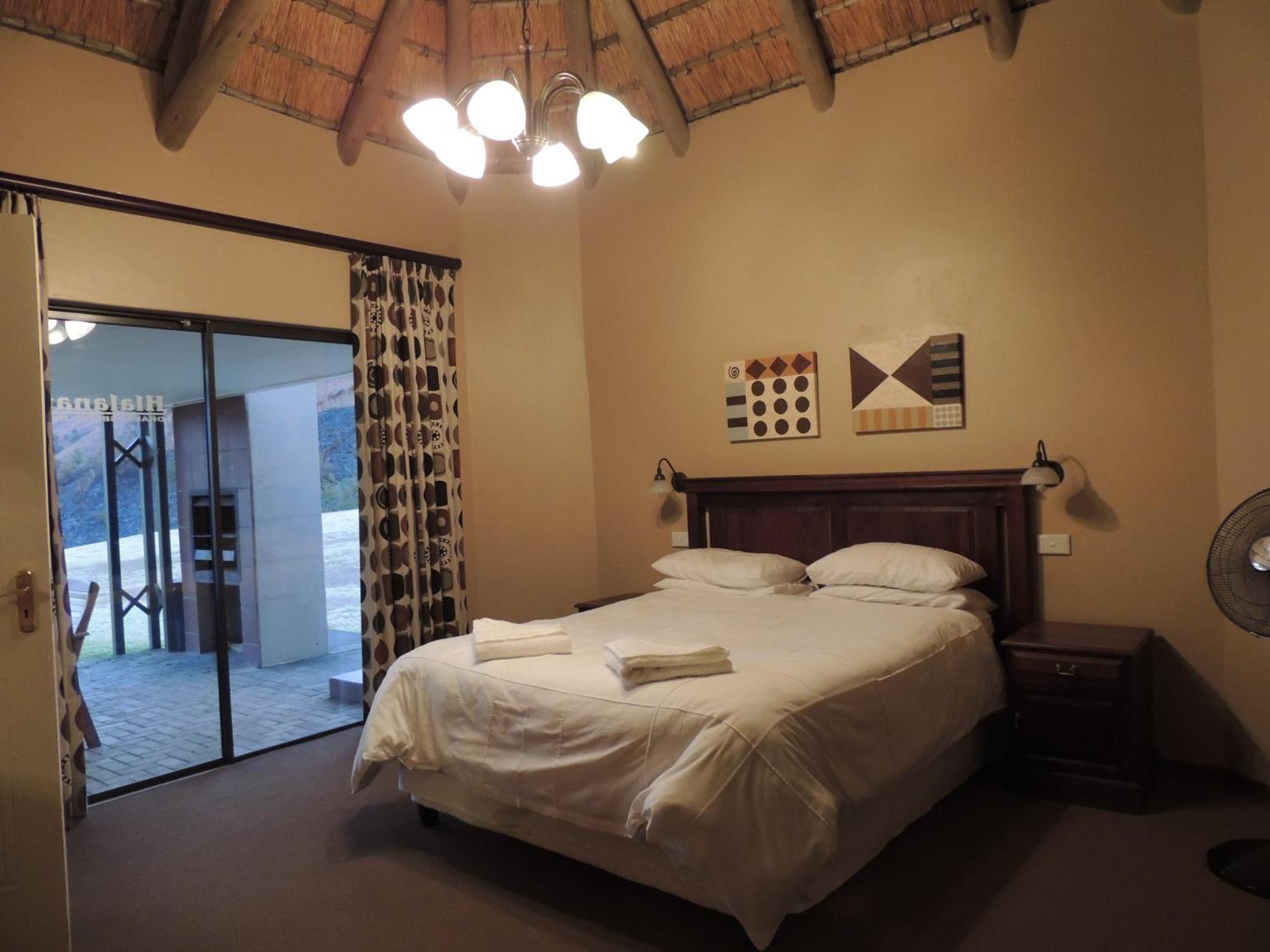 Hlalanathi Drakensberg Resort Бергвил Стая снимка